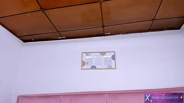 Snapshot of HannaTaylor chatting on December 2024 07:26:01 AM HannaTaylor online show from December 2024 07:26:01 AM