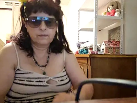 Snapshot of Samantha_Squirt@xh chatting on May 2026 10:16:02 PM Samantha Squirtxh online show from May 2026 10:16:02 PM