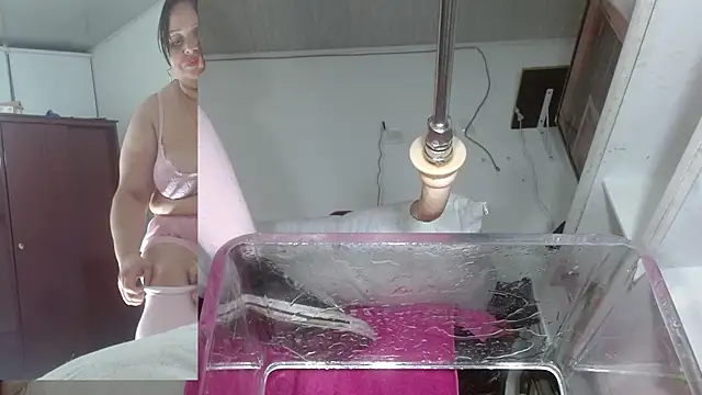 sammyEvans   online show from October 2025 02:25:02 AM