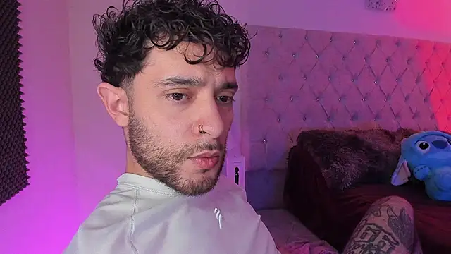 AbbyAndChris2 online show from February 2026 02:50:02 PM