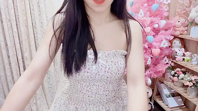 Rellababyy online show from December 2025 01:28:02 PM