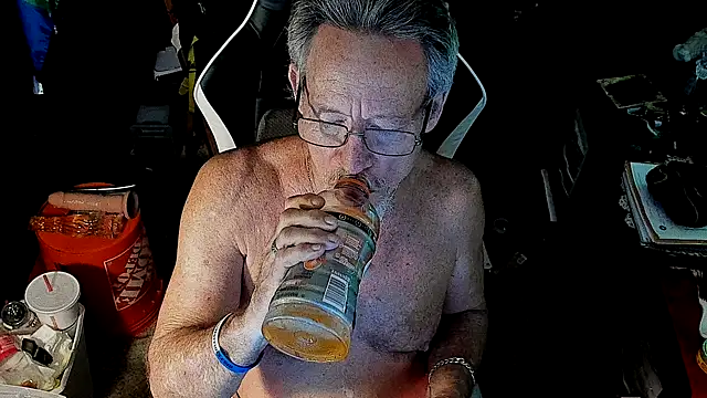 Daddysthick online show from November 2025 06:56:01 AM