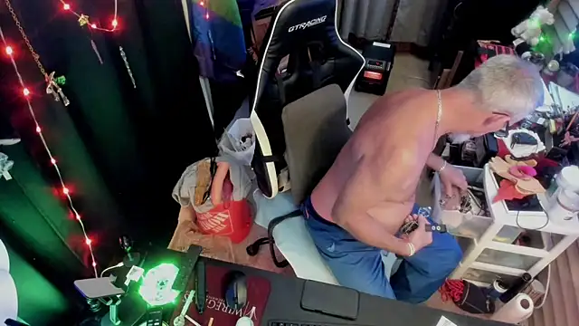 Daddysthick online show from November 2025 05:21:02 AM