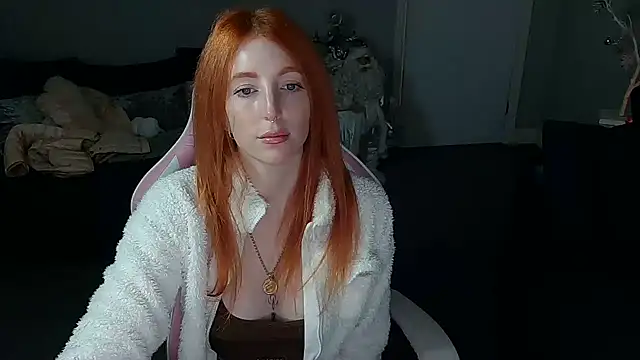 Red firesquirt online show from December 2024 02:28:02 PM