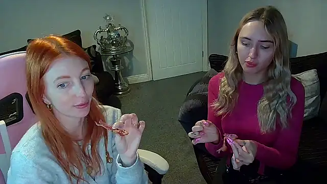 Red firesquirt online show from February 2025 10:03:02 PM