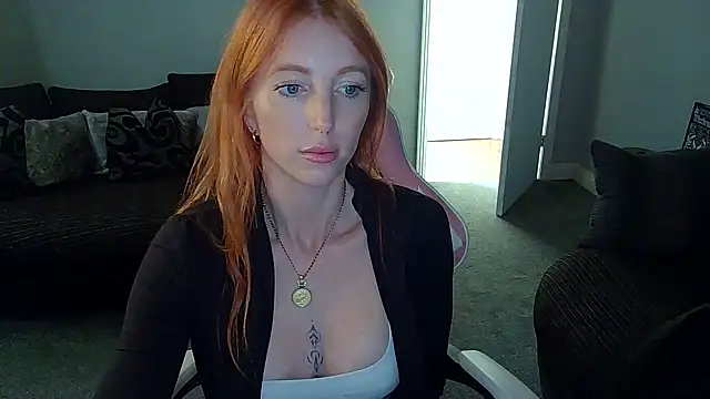 Red firesquirt online show from September 2025 12:05:01 PM