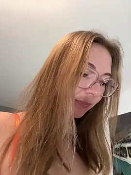 BunnyDiamond1 online show from February 2025 04:13:02 PM