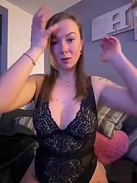 BunnyDiamond1 online show from February 2026 08:13:02 PM