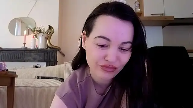 Lilie romeo online show from March 2025 02:34:01 PM