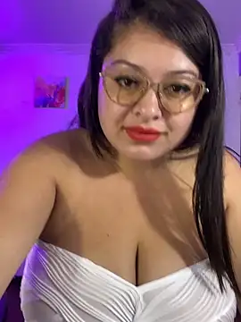 MiiaaJoness online show from November 2025 02:28:01 PM