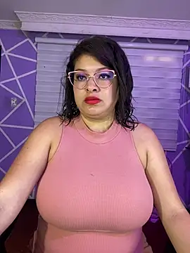 Snapshot of MiiaaJoness chatting on June 2026 02:21:02 PM MiiaaJoness online show from June 2026 02:21:02 PM
