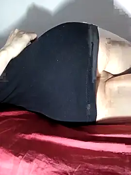 Snapshot of MiroKari2 chatting on January 2026 10:12:02 PM MiroKari2 online show from January 2026 10:12:02 PM