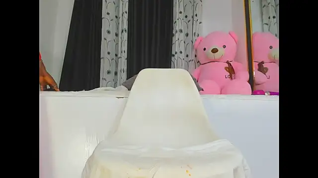Snapshot of Yummy_squirter chatting on December 2024 04:56:02 AM Yummy squirter online show from December 2024 04:56:02 AM