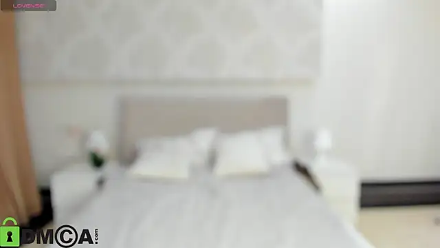 Donna Evans online show from November 2025 12:09:02 AM