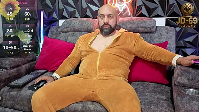 Snapshot of JD-69 chatting on September 2025 08:11:02 PM JD-69 online show from September 2025 08:11:02 PM