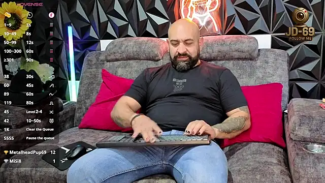 Snapshot of JD-69 chatting on October 2025 08:21:02 PM JD-69 online show from October 2025 08:21:02 PM