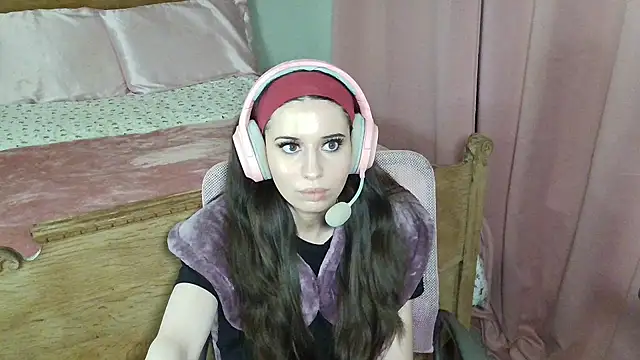 alisonfields online show from February 2026 01:12:01 AM