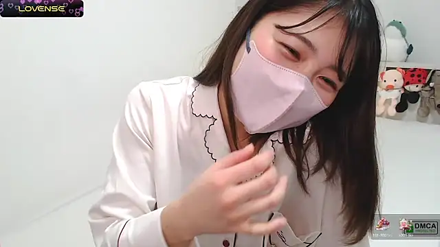 SUZU  online show from February 2025 09:43:02 PM