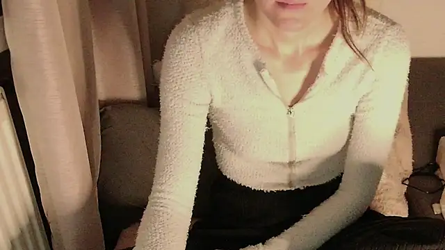 Snapshot of SecretAnni chatting on March 2025 05:07:02 AM SecretAnni online show from March 2025 05:07:02 AM