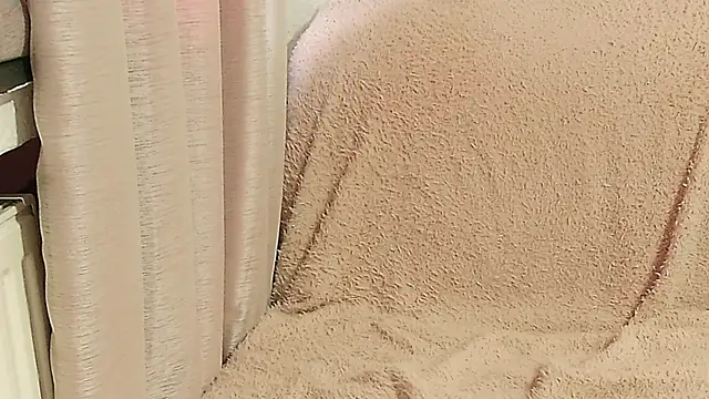 Snapshot of SecretAnni chatting on March 2025 11:33:02 AM SecretAnni online show from March 2025 11:33:02 AM