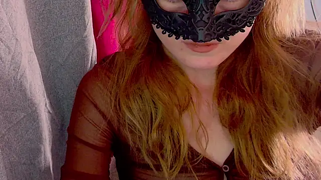 Snapshot of SecretAnni chatting on October 2025 11:05:02 AM SecretAnni online show from October 2025 11:05:02 AM