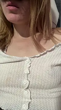 Snapshot of SecretAnni chatting on October 2025 01:12:02 PM SecretAnni online show from October 2025 01:12:02 PM