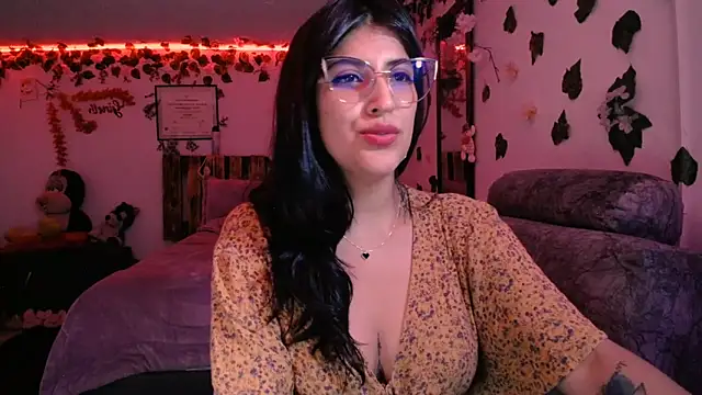 azahar  ziiz online show from January 2025 02:01:01 AM