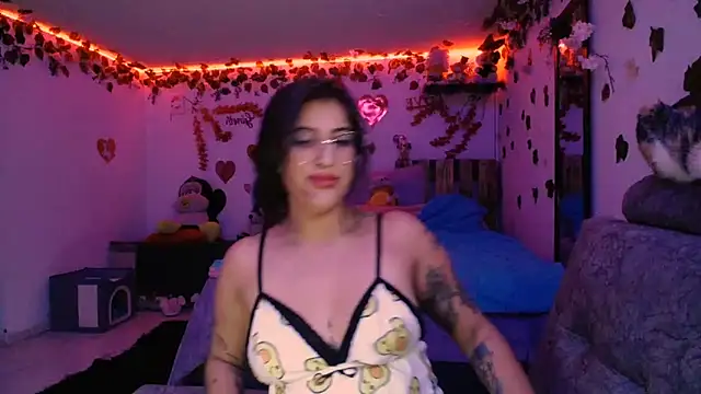 azahar  ziiz online show from March 2025 02:14:02 AM