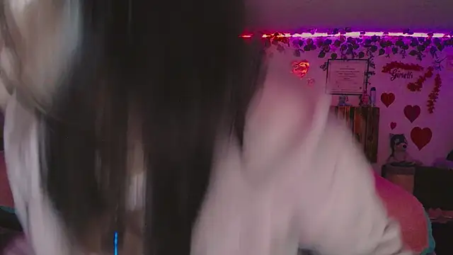 azahar  ziiz online show from September 2025 12:10:02 AM