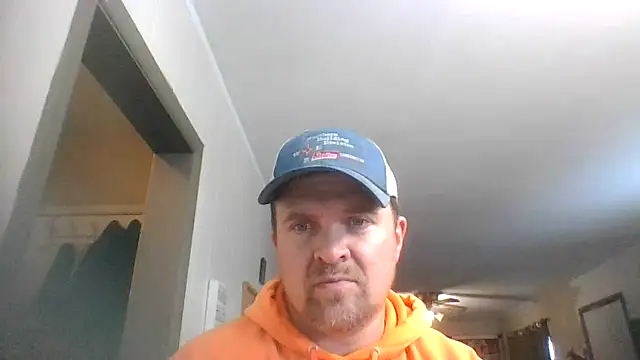 Snapshot of lisamatty4601 chatting on December 2024 07:32:01 PM lisamatty4601 online show from December 2024 07:32:01 PM