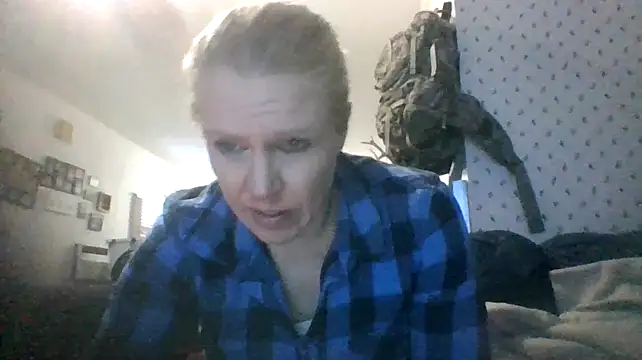 Snapshot of lisamatty4601 chatting on January 2025 10:51:01 PM lisamatty4601 online show from January 2025 10:51:01 PM