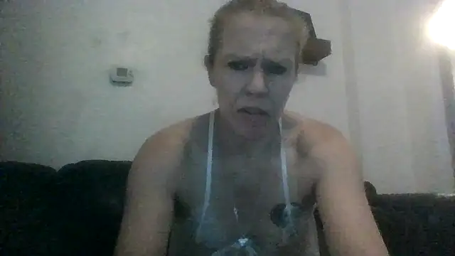 Snapshot of lisamatty4601 chatting on October 2025 11:36:01 PM lisamatty4601 online show from October 2025 11:36:01 PM