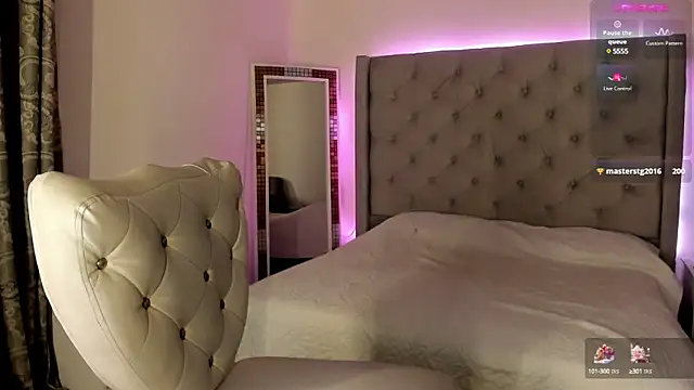 andykiuty online show from January 2025 10:46:02 PM