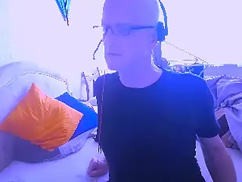 Snapshot of HornyRalfi55 chatting on February 2025 10:43:02 AM HornyRalfi55 online show from February 2025 10:43:02 AM