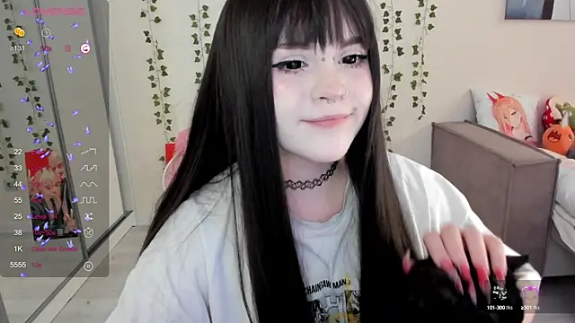 Snapshot of SelenaCute chatting on February 2025 06:38:02 AM SelenaCute online show from February 2025 06:38:02 AM