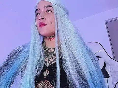 Snapshot of sarah_benjjaminn chatting on May 2026 07:30:02 PM sarah benjjaminn online show from May 2026 07:30:02 PM