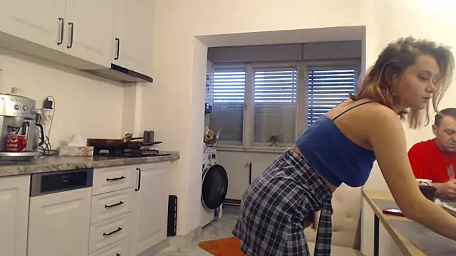 Snapshot of Tasty_Shape chatting on December 2024 07:05:02 AM Tasty Shape online show from December 2024 07:05:02 AM