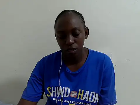 Snapshot of lizbela1 chatting on December 2025 07:53:01 PM lizbela1 online show from December 2025 07:53:01 PM