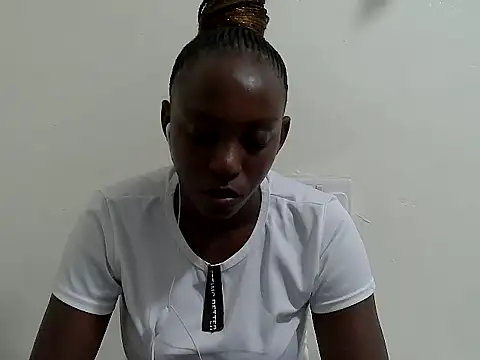 Snapshot of lizbela1 chatting on January 2026 07:50:02 PM lizbela1 online show from January 2026 07:50:02 PM