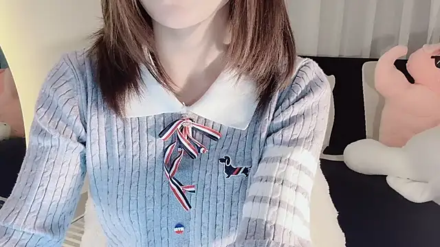 Snapshot of lvy-w chatting on February 2025 04:00:02 PM lvy-w online show from February 2025 04:00:02 PM