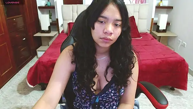 laureentt  online show from February 2025 03:12:02 AM