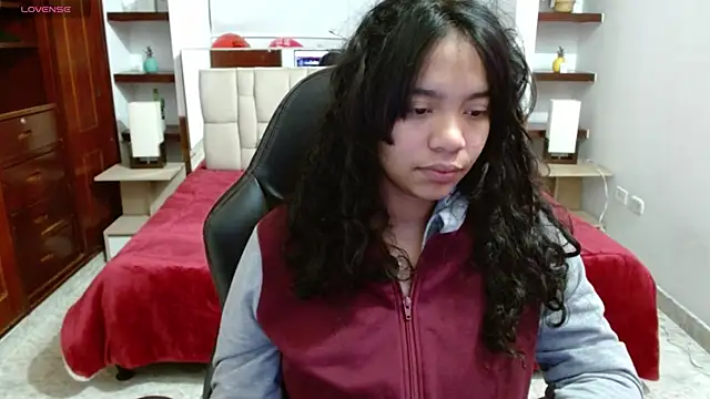 laureentt  online show from March 2025 03:10:02 AM