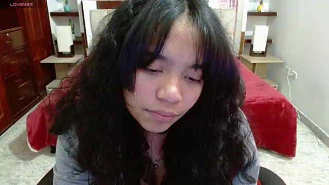 laureentt  online show from March 2025 06:19:02 AM