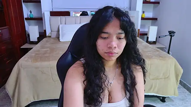 laureentt  online show from September 2025 03:10:02 AM