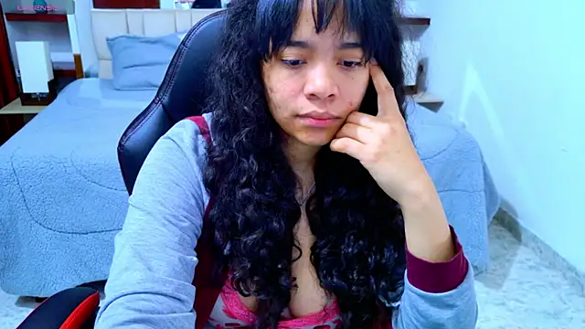 laureentt  online show from November 2025 03:27:01 AM