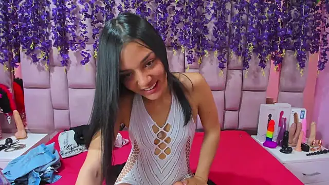 Bich Anal  online show from December 2024 04:28:01 PM