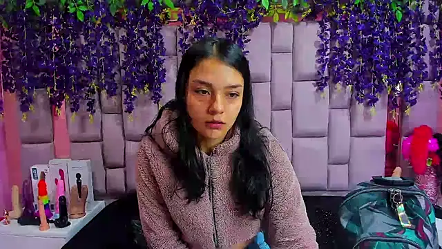 Bich Anal  online show from January 2025 12:52:01 PM