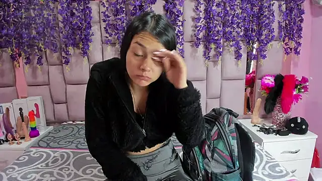 Bich Anal  online show from January 2025 01:00:02 PM