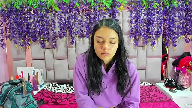 Bich Anal  online show from February 2025 01:17:02 PM