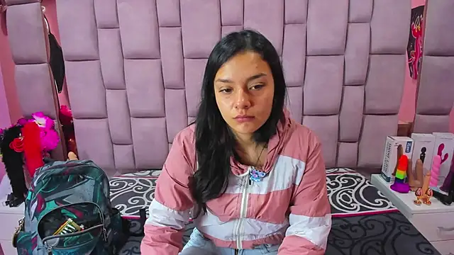 Bich Anal  online show from February 2025 01:38:02 PM